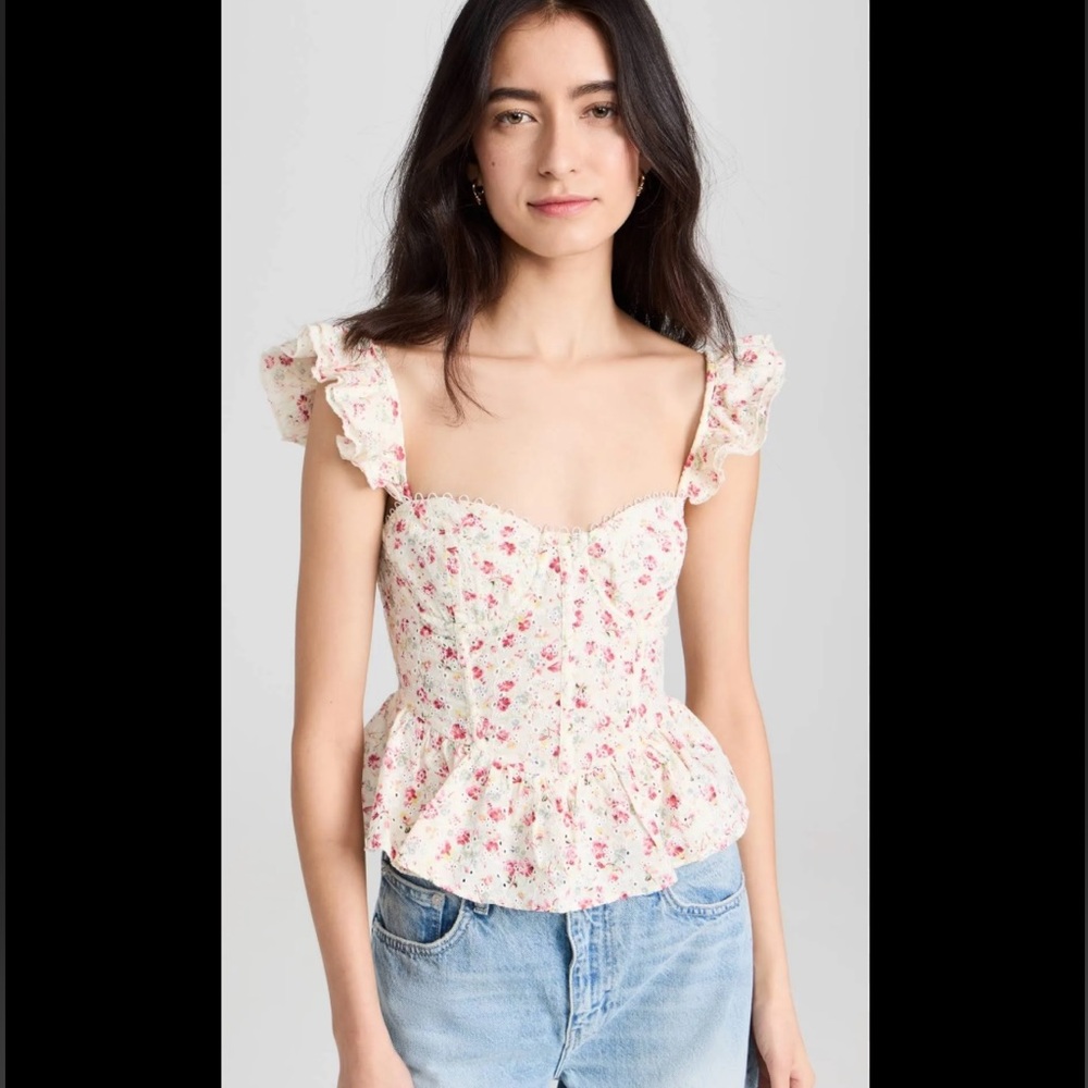 ASTR the label Baylin Top peplum floral